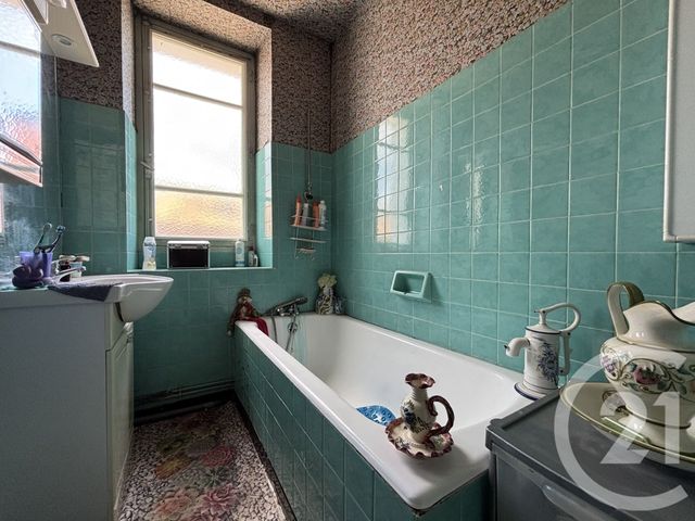 maison à vendre - 5 pièces - 144.57 m2 - CHABANAIS - 16 - POITOU-CHARENTES - Century 21 Atrium Immobilier