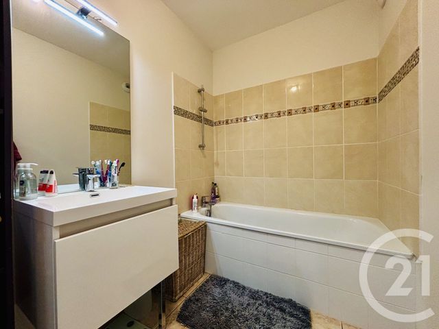 Appartement F3 à vendre - 4 pièces - 68.35 m2 - LIMOGES - 87 - LIMOUSIN - Century 21 Atrium Immobilier