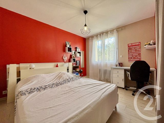 Afficher la photo en grand maison à vendre - 7 pièces - 198.75 m2 - ST JUNIEN - 87 - LIMOUSIN - Century 21 Atrium Immobilier