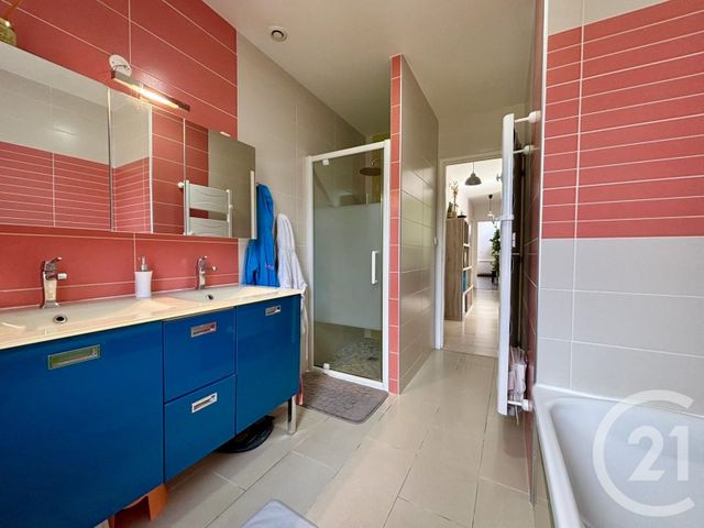 Afficher la photo en grand maison à vendre - 7 pièces - 198.75 m2 - ST JUNIEN - 87 - LIMOUSIN - Century 21 Atrium Immobilier