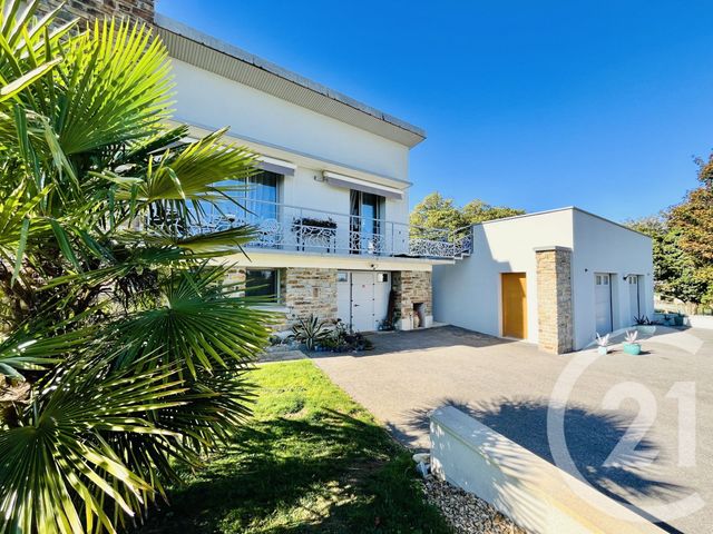 maison à vendre - 6 pièces - 143.58 m2 - ST YRIEIX LA PERCHE - 87 - LIMOUSIN - Century 21 Atrium Immobilier