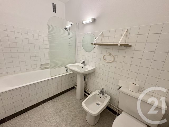 Appartement T1 à louer - 1 pièce - 32.4 m2 - LIMOGES - 87 - LIMOUSIN - Century 21 Atrium Immobilier