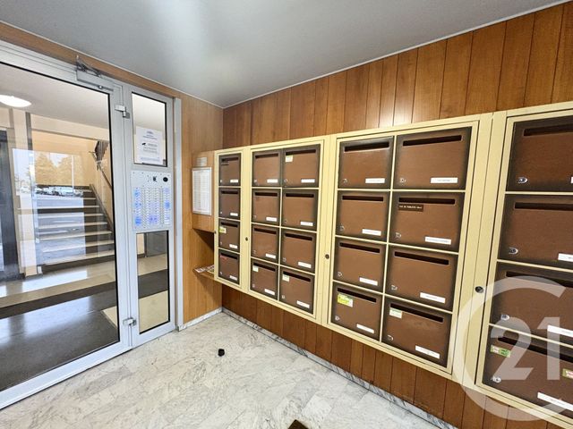 Appartement T1 à louer - 1 pièce - 32.4 m2 - LIMOGES - 87 - LIMOUSIN - Century 21 Atrium Immobilier