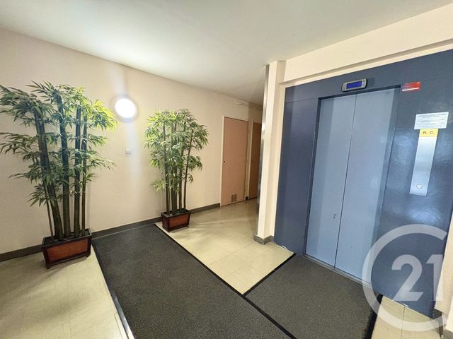 Appartement T1 à louer - 1 pièce - 32.4 m2 - LIMOGES - 87 - LIMOUSIN - Century 21 Atrium Immobilier