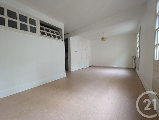 Appartement F1 bis à vendre - 2 pièces - 42.09 m2 - LIMOGES - 87 - LIMOUSIN - Century 21 Atrium Immobilier