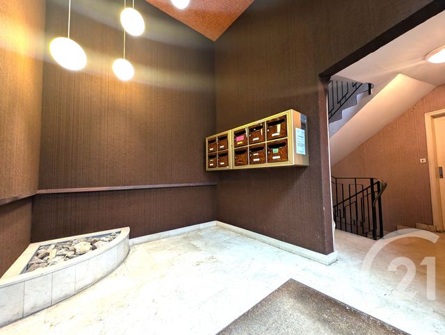 Appartement F1 bis à vendre - 2 pièces - 42.09 m2 - LIMOGES - 87 - LIMOUSIN - Century 21 Atrium Immobilier