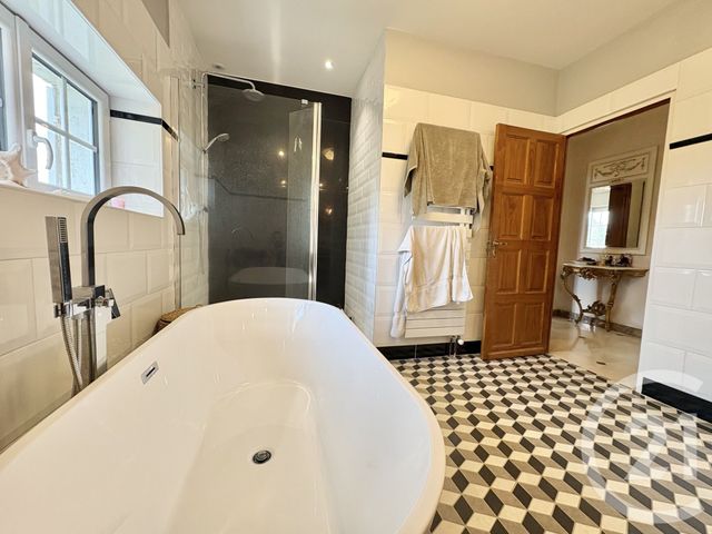 maison à vendre - 7 pièces - 189.16 m2 - ST PRIEST TAURION - 87 - LIMOUSIN - Century 21 Atrium Immobilier