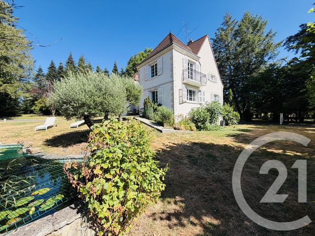 maison à vendre - 7 pièces - 189.16 m2 - ST PRIEST TAURION - 87 - LIMOUSIN - Century 21 Atrium Immobilier