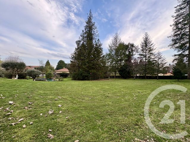 maison à vendre - 7 pièces - 189.16 m2 - ST PRIEST TAURION - 87 - LIMOUSIN - Century 21 Atrium Immobilier