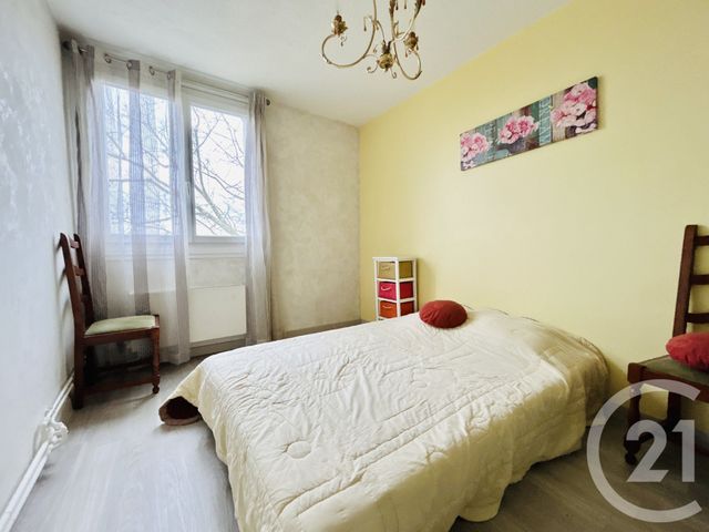 Appartement T4 à vendre - 4 pièces - 73.78 m2 - LIMOGES - 87 - LIMOUSIN - Century 21 Atrium Immobilier