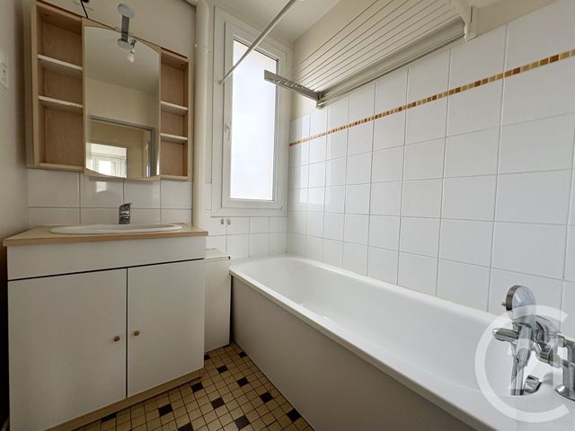 Appartement T3 à louer - 3 pièces - 54.71 m2 - LIMOGES - 87 - LIMOUSIN - Century 21 Atrium Immobilier