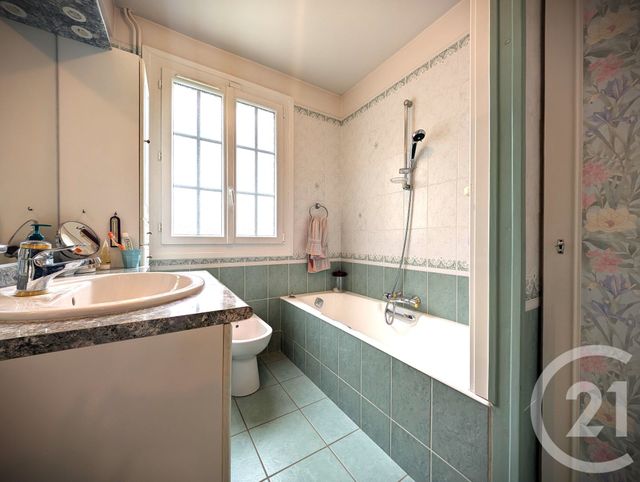 maison à vendre - 6 pièces - 178.68 m2 - PANAZOL - 87 - LIMOUSIN - Century 21 Atrium Immobilier