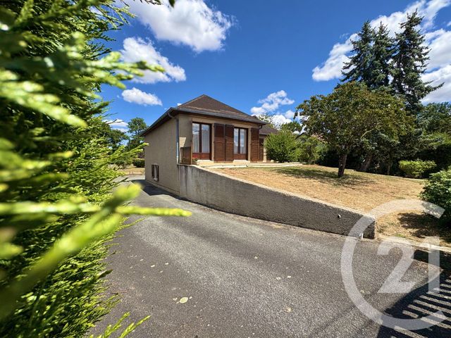maison à vendre - 7 pièces - 155.32 m2 - PEYRAT DE BELLAC - 87 - LIMOUSIN - Century 21 Atrium Immobilier