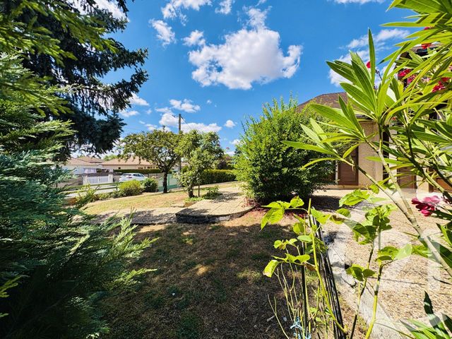 maison à vendre - 7 pièces - 155.32 m2 - PEYRAT DE BELLAC - 87 - LIMOUSIN - Century 21 Atrium Immobilier