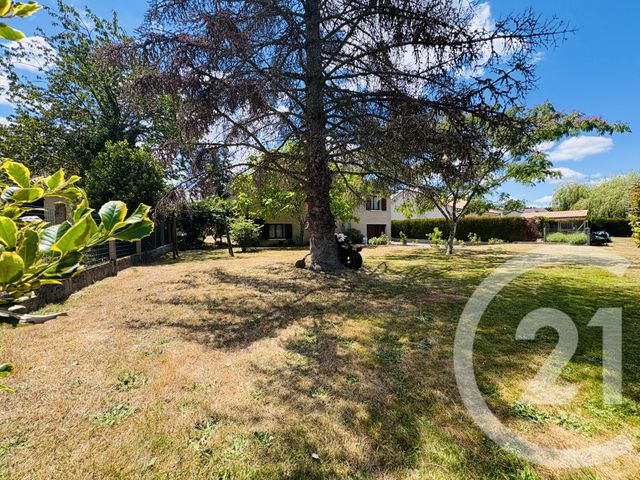 maison à vendre - 7 pièces - 155.32 m2 - PEYRAT DE BELLAC - 87 - LIMOUSIN - Century 21 Atrium Immobilier