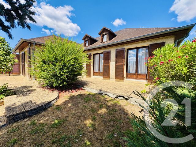 maison à vendre - 7 pièces - 155.32 m2 - PEYRAT DE BELLAC - 87 - LIMOUSIN - Century 21 Atrium Immobilier