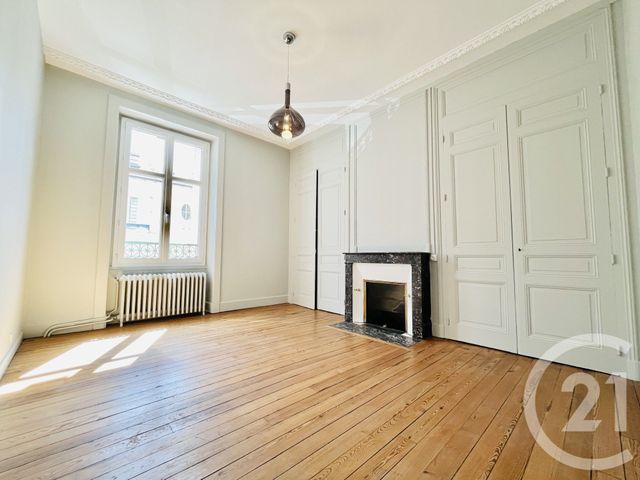 Appartement T4 à louer - 4 pièces - 122.62 m2 - LIMOGES - 87 - LIMOUSIN - Century 21 Atrium Immobilier