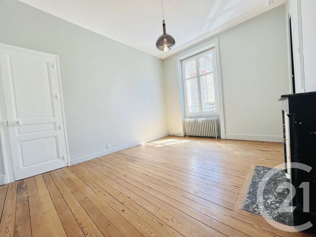 Appartement T4 à louer - 4 pièces - 122.62 m2 - LIMOGES - 87 - LIMOUSIN - Century 21 Atrium Immobilier