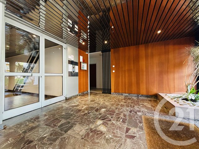 Appartement T4 à vendre - 4 pièces - 73.88 m2 - LIMOGES - 87 - LIMOUSIN - Century 21 Atrium Immobilier