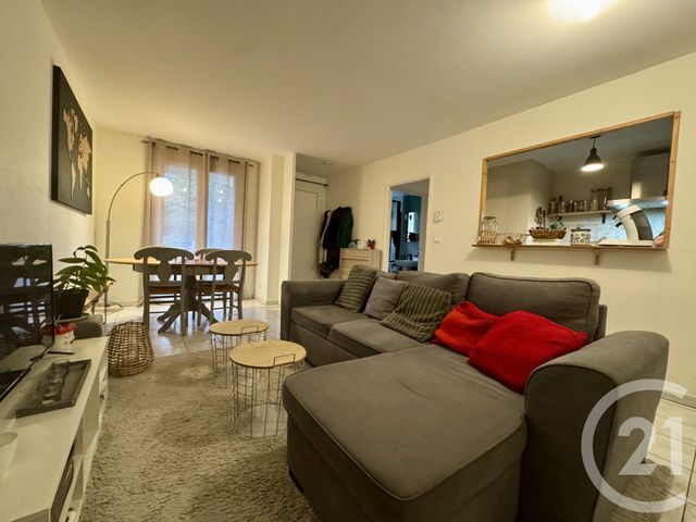 Appartement F2 à vendre - 2 pièces - 46.97 m2 - CONDAT SUR VIENNE - 87 - LIMOUSIN - Century 21 Atrium Immobilier