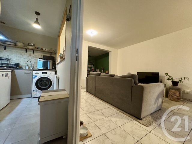 Appartement F2 à vendre - 2 pièces - 46.97 m2 - CONDAT SUR VIENNE - 87 - LIMOUSIN - Century 21 Atrium Immobilier
