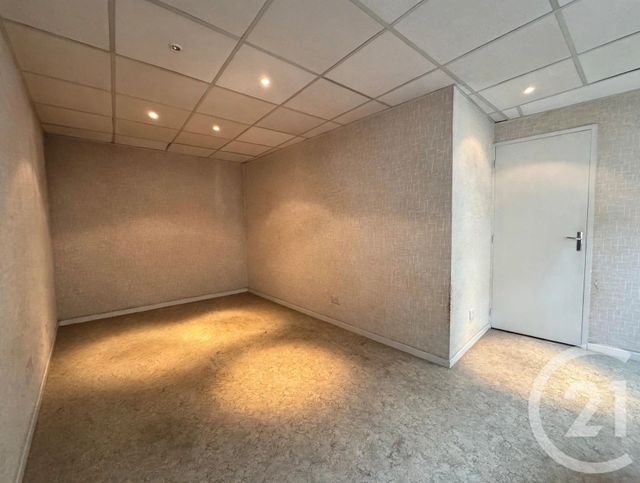 maison à vendre - 5 pièces - 181.0 m2 - ST LAURENT SUR GORRE - 87 - LIMOUSIN - Century 21 Atrium Immobilier