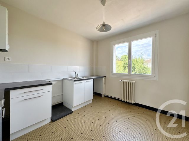 Appartement T3 à louer - 3 pièces - 59.5 m2 - LIMOGES - 87 - LIMOUSIN - Century 21 Atrium Immobilier