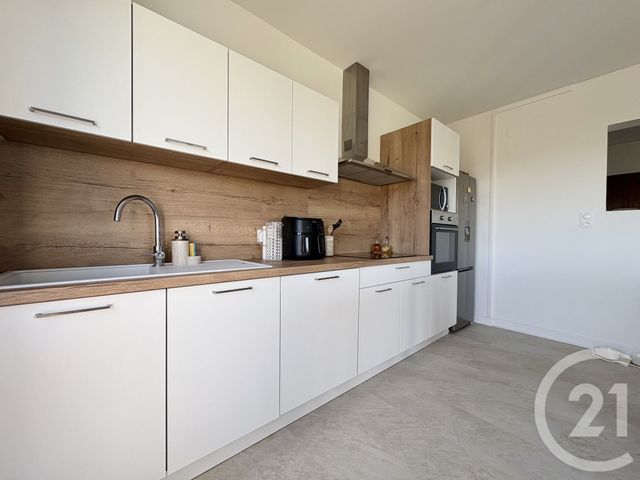 Appartement T2 à louer - 2 pièces - 68.6 m2 - LIMOGES - 87 - LIMOUSIN - Century 21 Atrium Immobilier