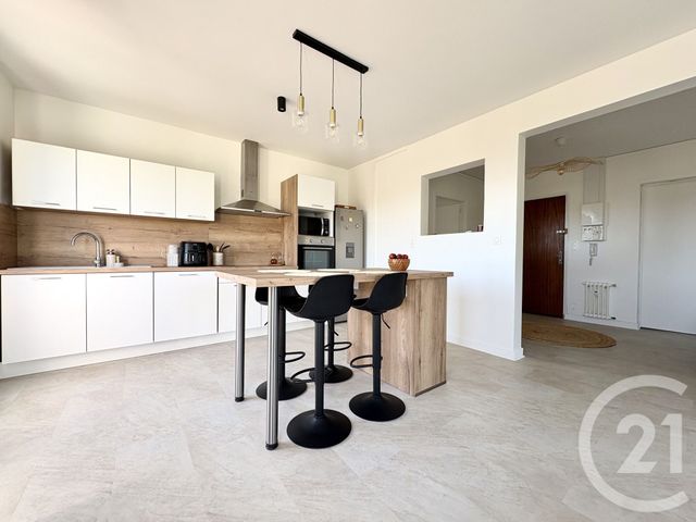 Appartement T2 à louer - 2 pièces - 68.6 m2 - LIMOGES - 87 - LIMOUSIN - Century 21 Atrium Immobilier