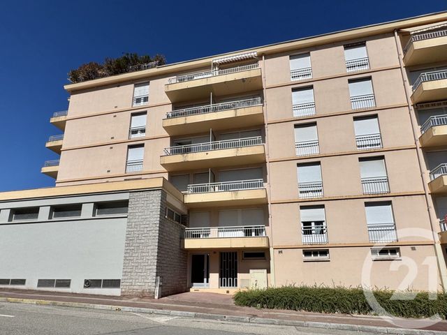 Appartement T5 à vendre - 5 pièces - 116.8 m2 - LIMOGES - 87 - LIMOUSIN - Century 21 Atrium Immobilier