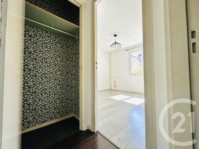 Appartement T2 à vendre - 2 pièces - 46.87 m2 - LIMOGES - 87 - LIMOUSIN - Century 21 Atrium Immobilier