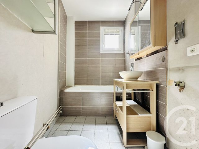 Appartement T2 à vendre - 2 pièces - 46.87 m2 - LIMOGES - 87 - LIMOUSIN - Century 21 Atrium Immobilier
