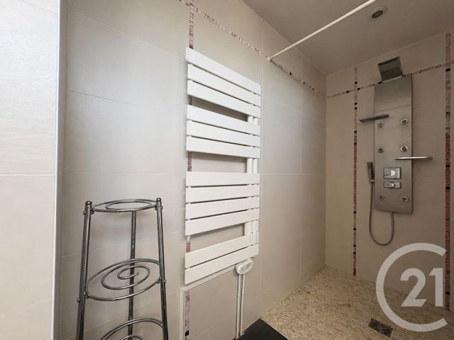 maison à louer - 10 pièces - 287.0 m2 - PANAZOL - 87 - LIMOUSIN - Century 21 Atrium Immobilier