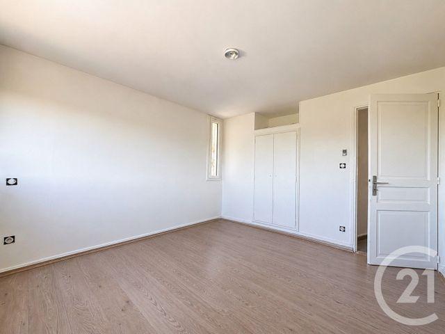 maison à louer - 10 pièces - 287.0 m2 - PANAZOL - 87 - LIMOUSIN - Century 21 Atrium Immobilier