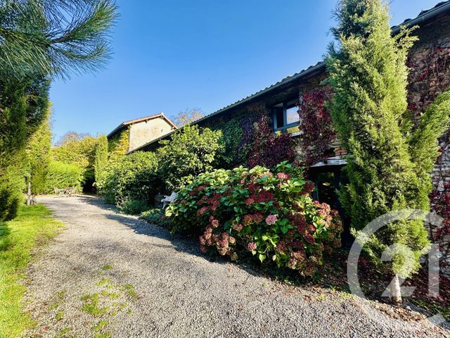 maison à vendre - 10 pièces - 262.53 m2 - ST BONNET BRIANCE - 87 - LIMOUSIN - Century 21 Atrium Immobilier