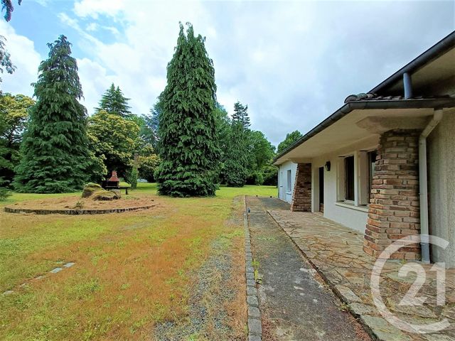 maison à vendre - 6 pièces - 144.89 m2 - ST LAURENT SUR GORRE - 87 - LIMOUSIN - Century 21 Atrium Immobilier