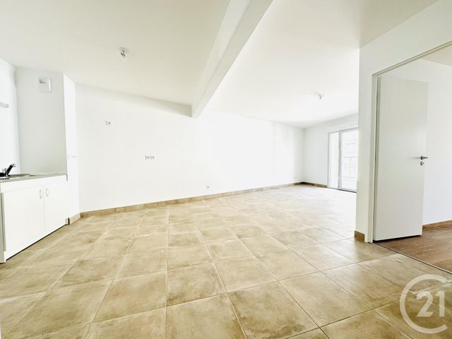 Afficher la photo en grand Appartement F4 à vendre - 4 pièces - 96.04 m2 - LIMOGES - 87 - LIMOUSIN - Century 21 Atrium Immobilier