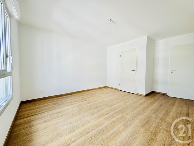 Afficher la photo en grand Appartement F4 à vendre - 4 pièces - 96.04 m2 - LIMOGES - 87 - LIMOUSIN - Century 21 Atrium Immobilier