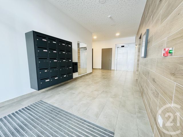 Afficher la photo en grand Appartement F4 à vendre - 4 pièces - 96.04 m2 - LIMOGES - 87 - LIMOUSIN - Century 21 Atrium Immobilier