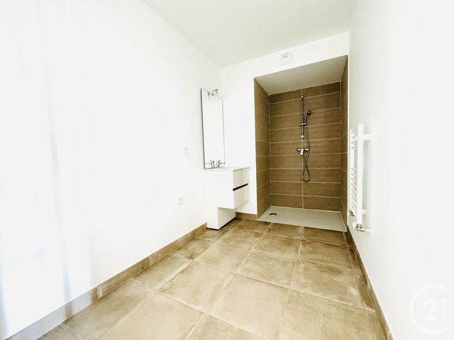 Afficher la photo en grand Appartement F4 à vendre - 4 pièces - 96.04 m2 - LIMOGES - 87 - LIMOUSIN - Century 21 Atrium Immobilier