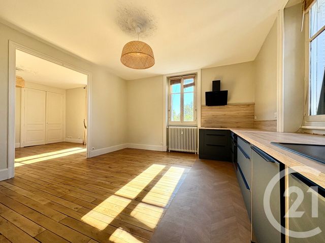 Appartement T4 à louer - 4 pièces - 107.05 m2 - LIMOGES - 87 - LIMOUSIN - Century 21 Atrium Immobilier