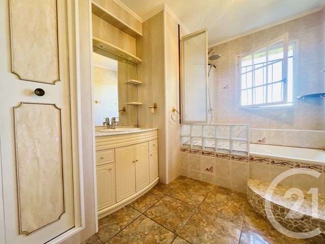 maison à vendre - 7 pièces - 216.99 m2 - VERNEUIL SUR VIENNE - 87 - LIMOUSIN - Century 21 Atrium Immobilier